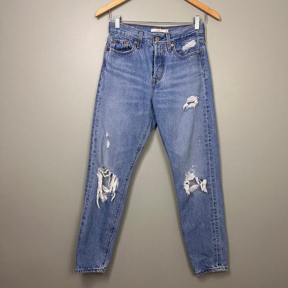 Levi's Wedgie Icon Fit Authentically Yours Jeans Distressed Denim Levis size 25 - Picture 2 of 7